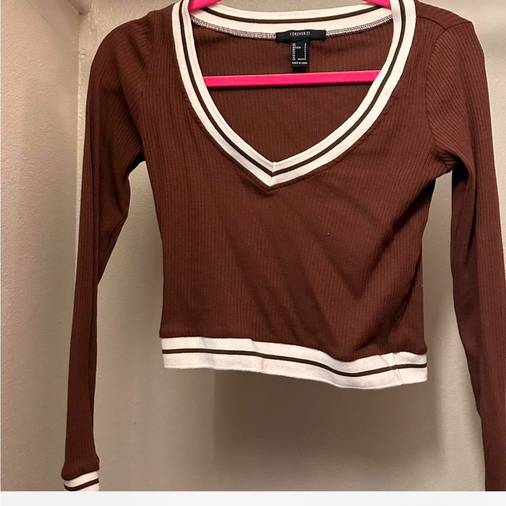 Long sleeve crop top